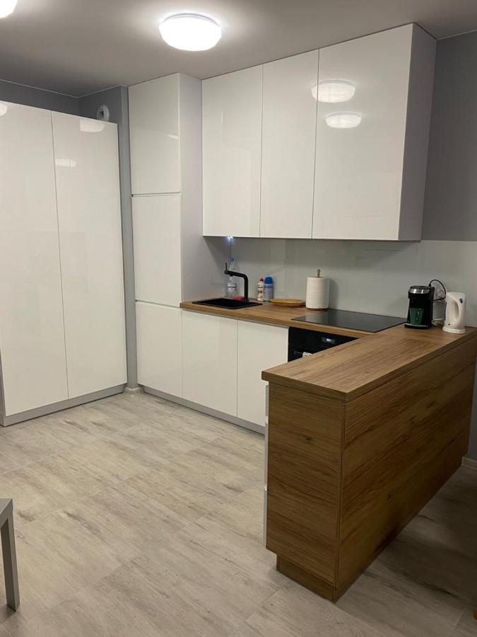 Urocza I Nowoczesna Kawalerka - W Poblizu Centrum Apartment